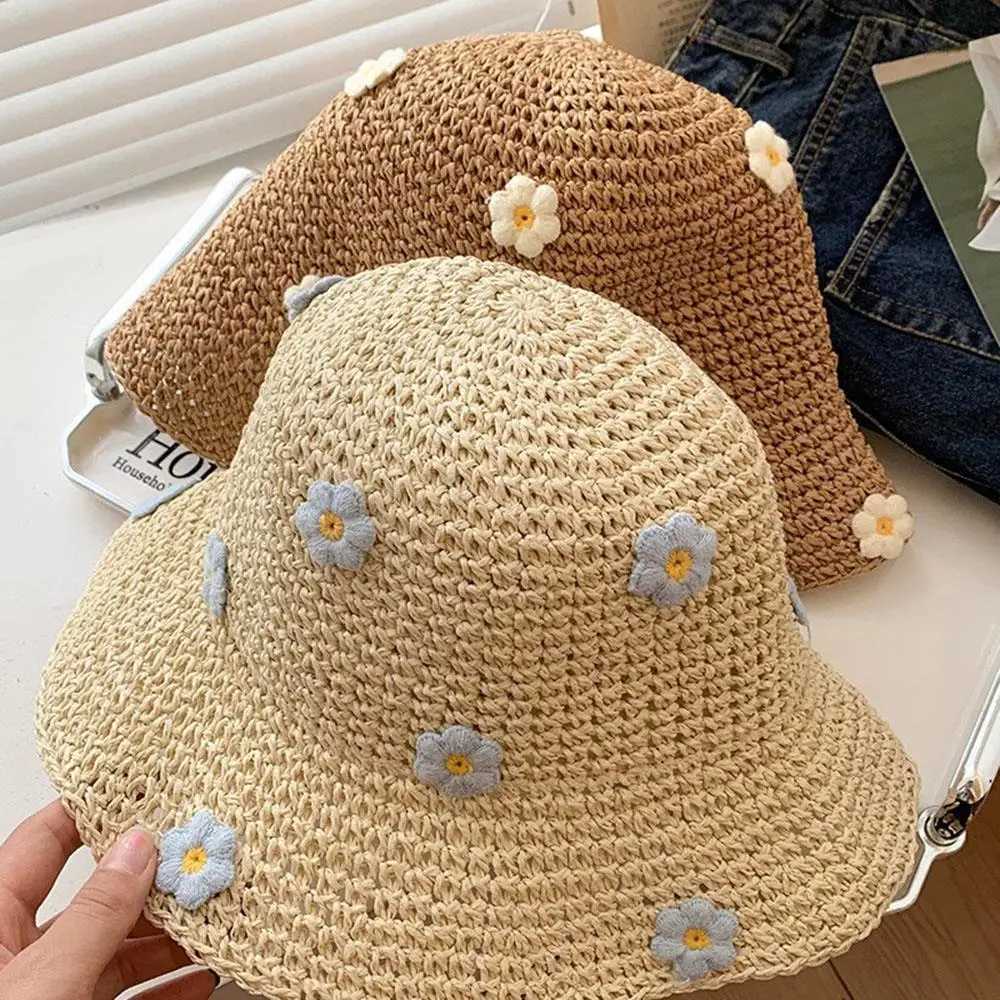 Sun Protection Summer Hat Hollow Sun Hat Seaside Flower Straw Hat Foldable Womens Cap Outdoor Beach Accessories H260407