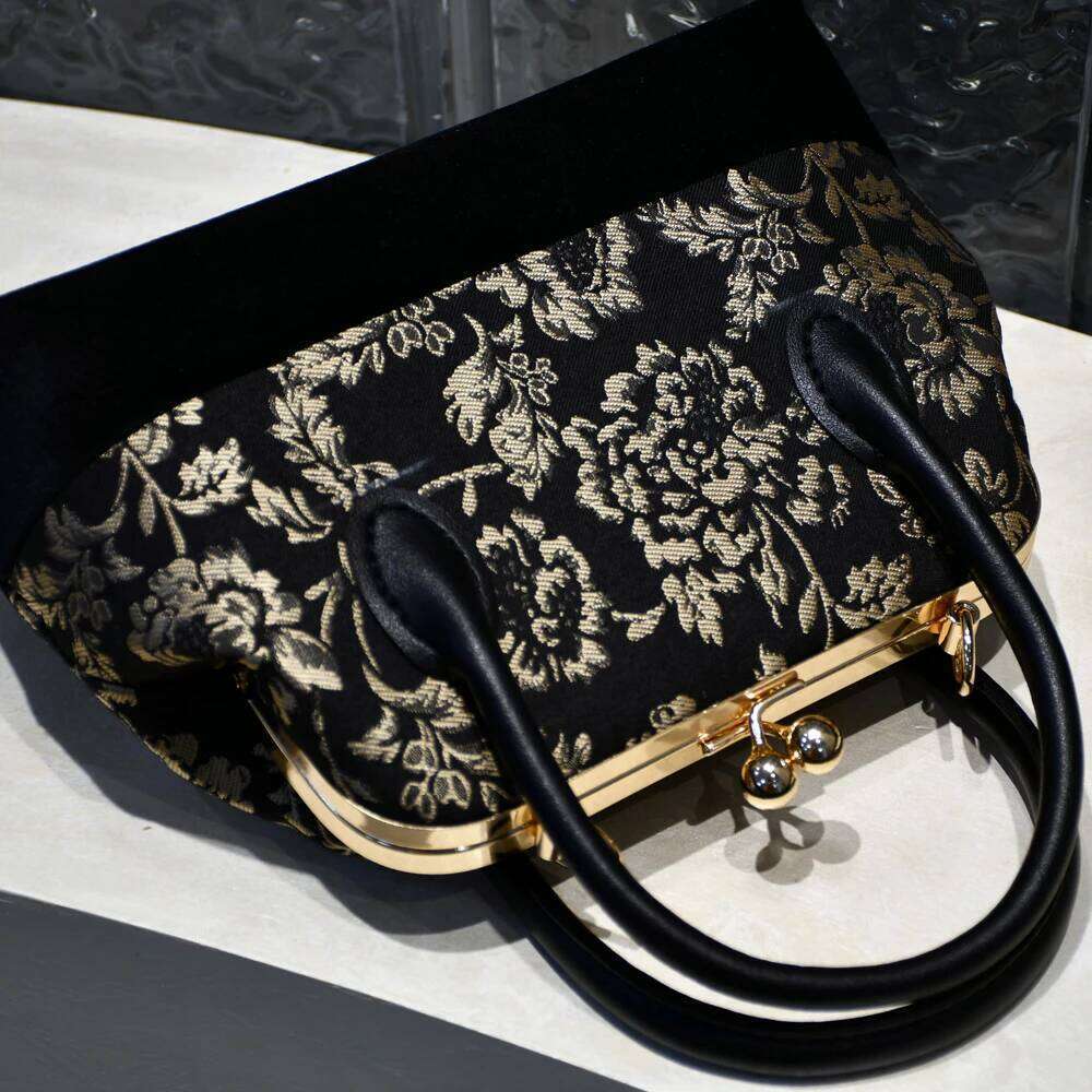Classic Flowers Top Handle Women S Handbags Purses Chinese Style Bag Wood Hand Vintage Fashion Bags SENYY