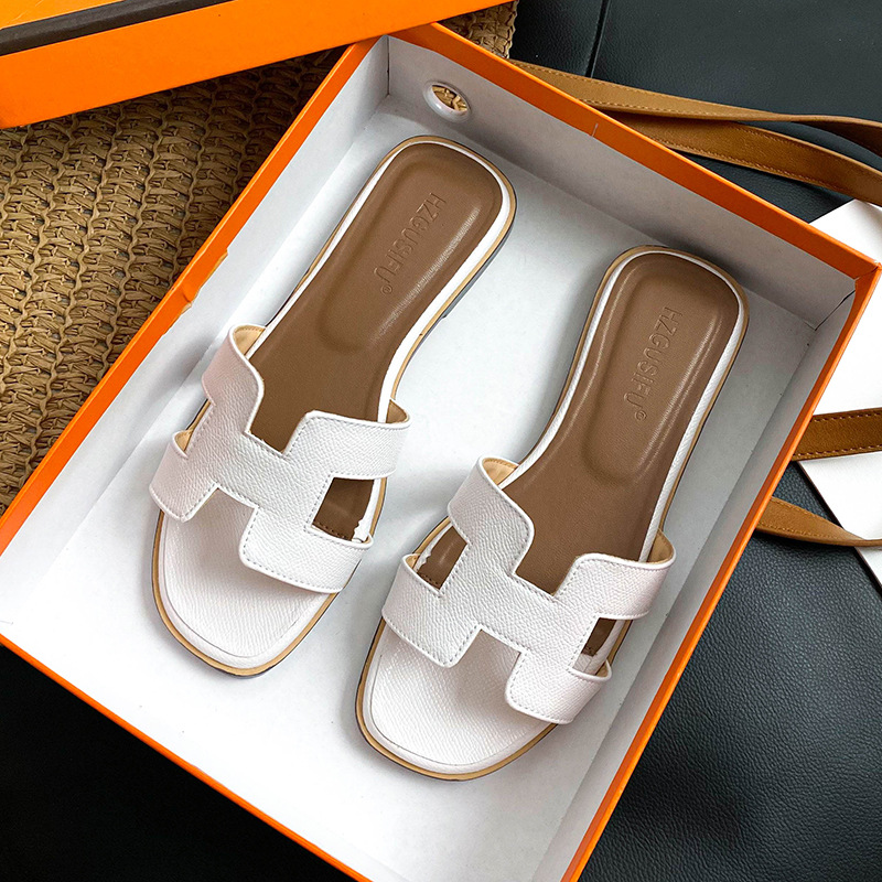 HZGUSIFU hot Free shipping Slippers Simple solid color slippers are comfortable and breathable with a straight drag