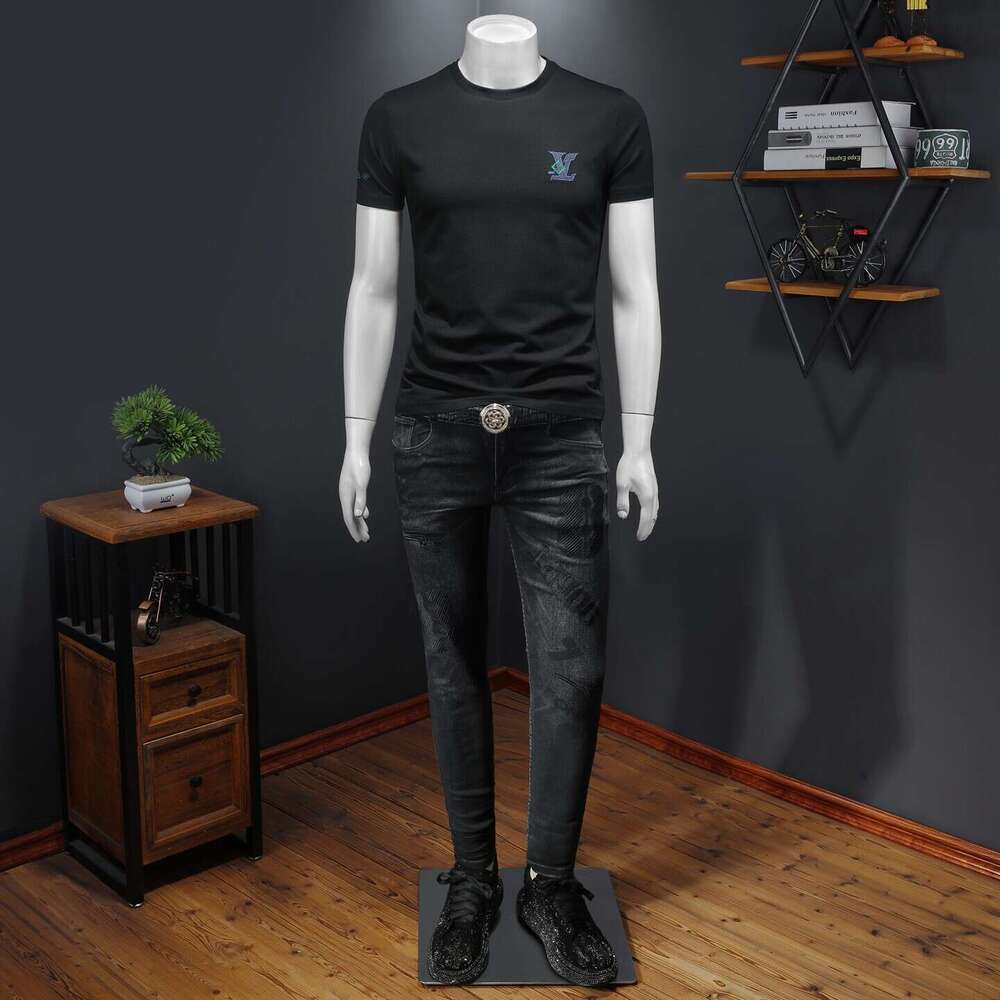 European 2026 Summer New Men's Embroidered T-Shirt, Round Neck Pullover, Short Sleeve, Simple Base Shirt