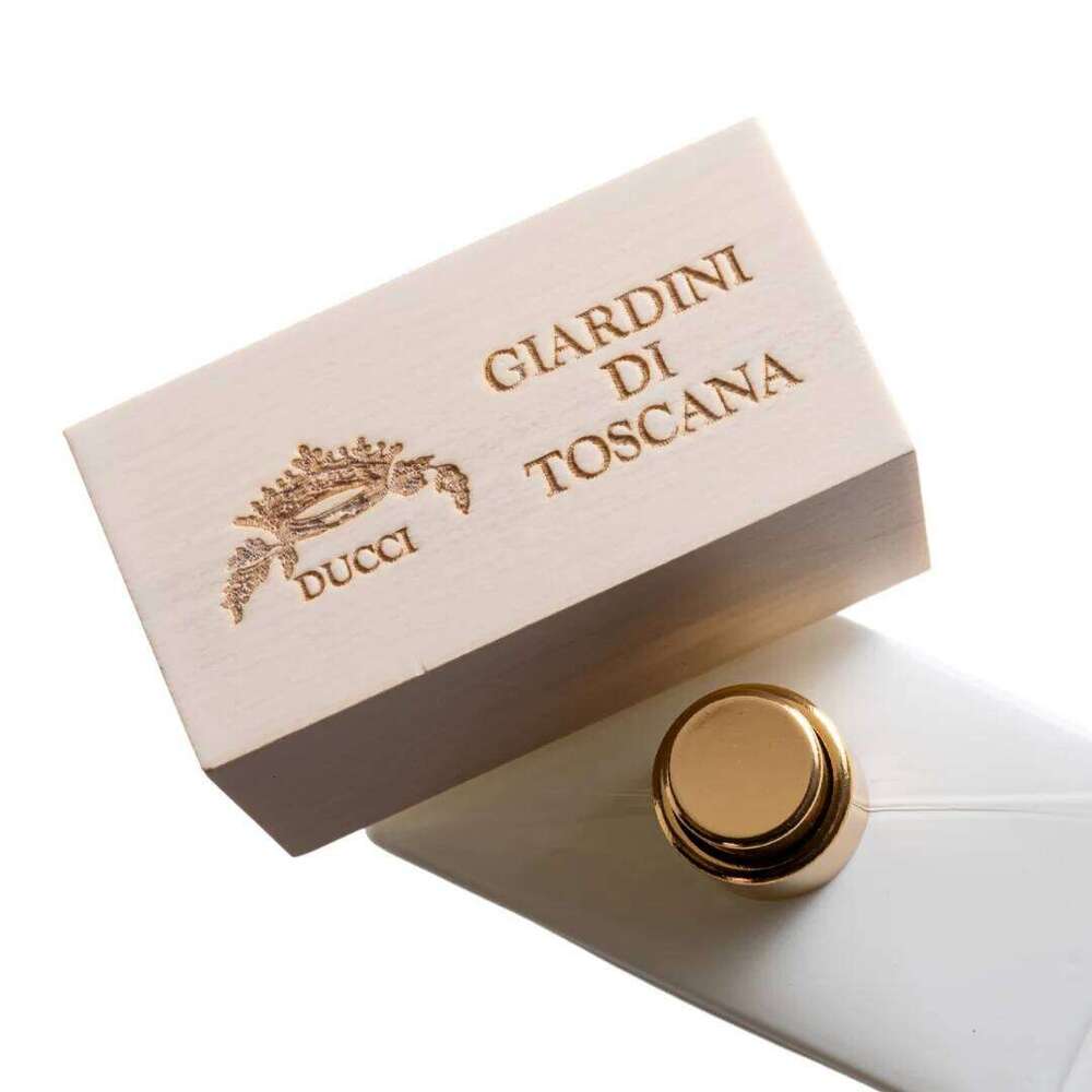 Bianco Latte by Giardini Di Toscana for Unisex - 3.4 oz EDP Spray 26H0406