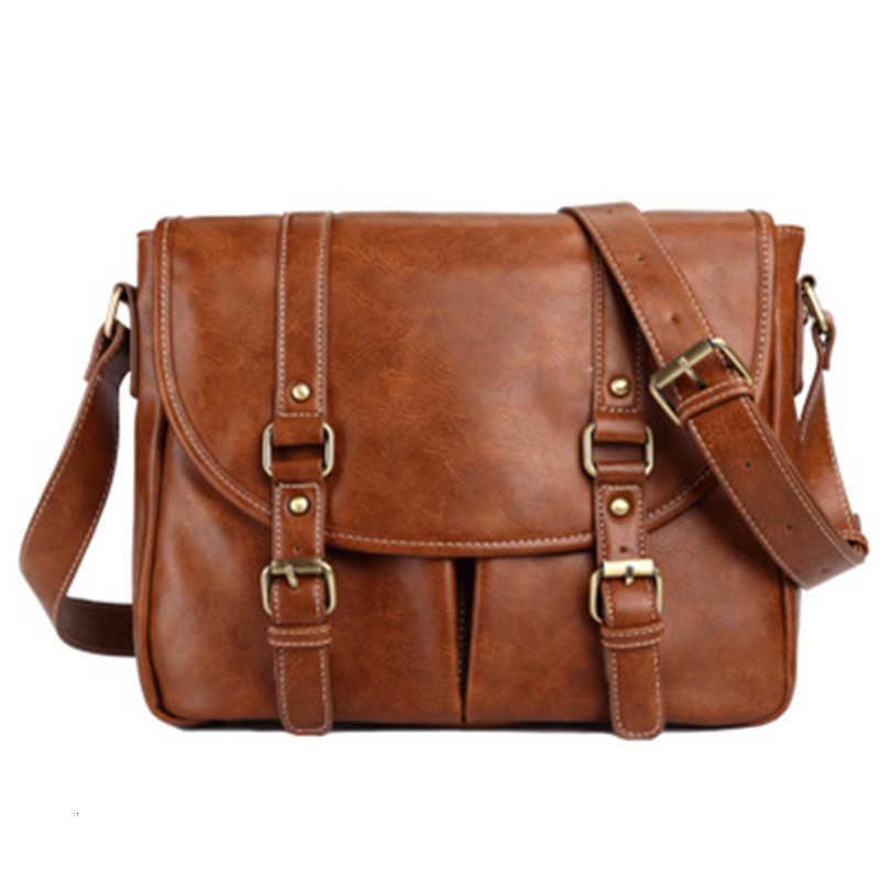 Hand-held European retro single-shoulder messenger bag made of PU leather, simple and versatile, suitable for all occasions, trendy men's bag.T25