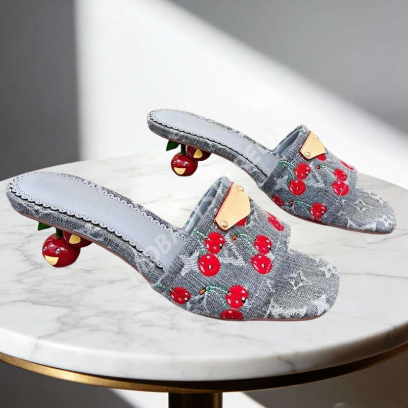 Designer Heels Revival Mule Women Vintage Shoes Womens Flat Shoes Sandals Short Kitten Murakami Mule Heels Slippers Lvsity Heels Sandal Toe Mules Lvsshoe Heels be9