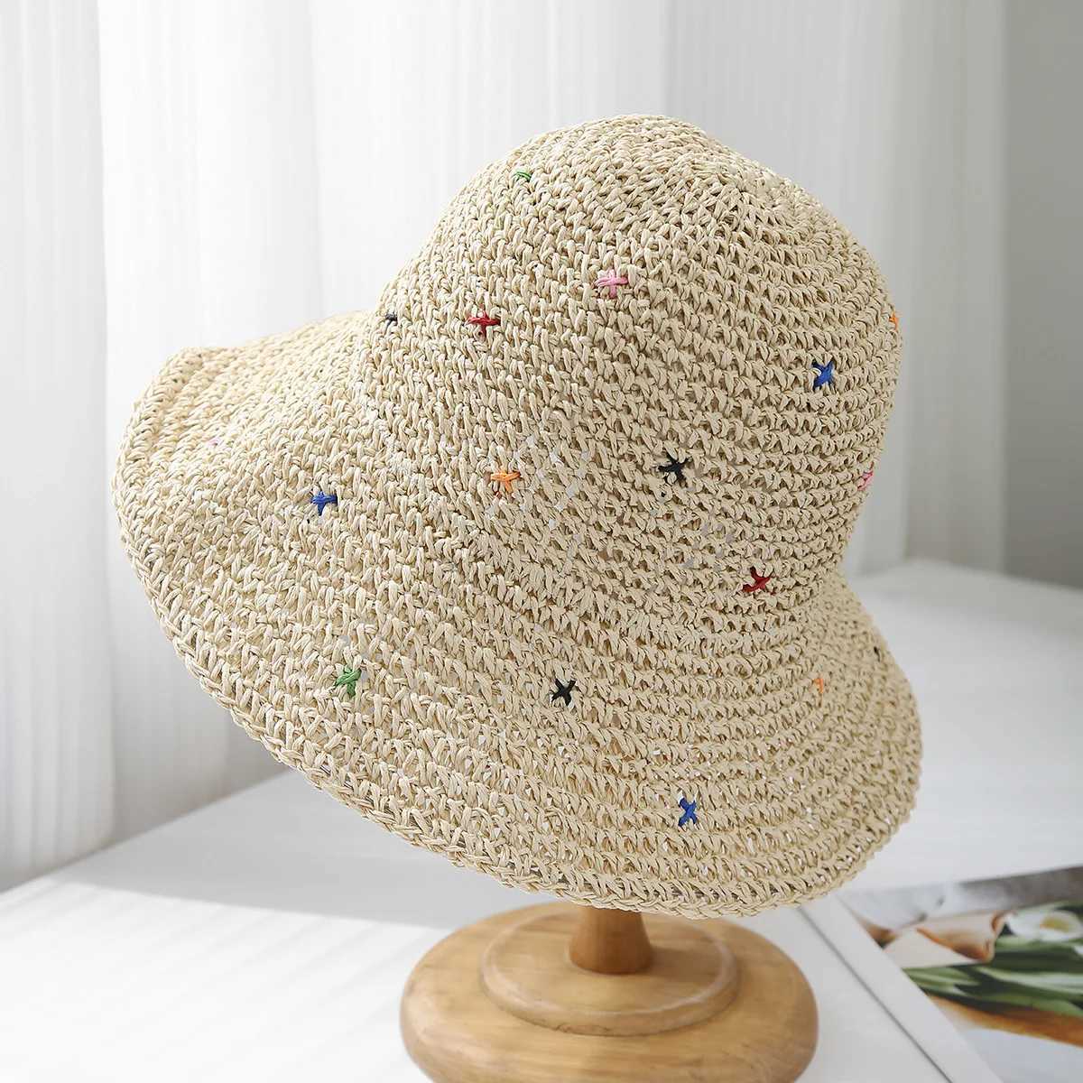 Womens Summer Hat Korean Style Big Brim Foldable Sun Hat Bucket Hat Sunscreen Beach Accessories Holiday Travel 2025 New H260407