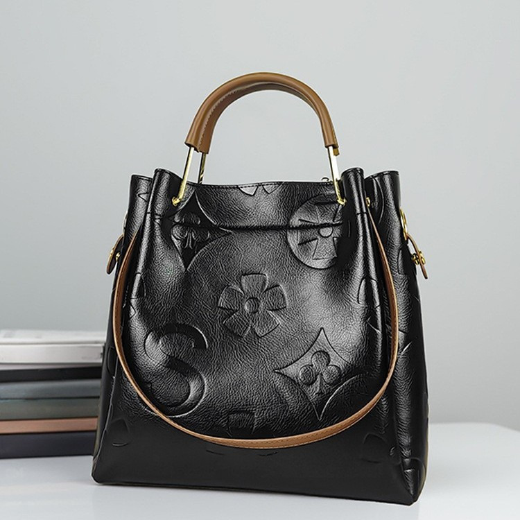 Handbag, women's cross-border new style bag, high-end and fashionable embossed tote bag, large capacity mother and child bucket bag