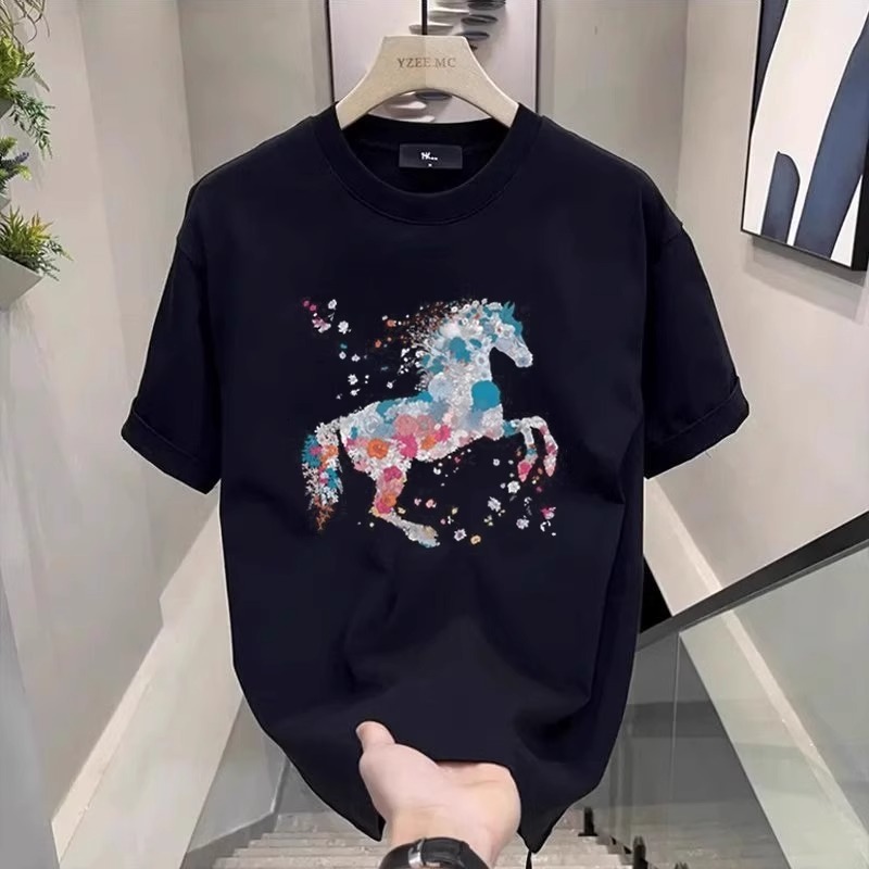 Designer's Luxurious Casual Sports Men's Floral T-shirt White Short Sleeved Round Neck T-shirt High-end Summer Streetwear, Breathable Top Su