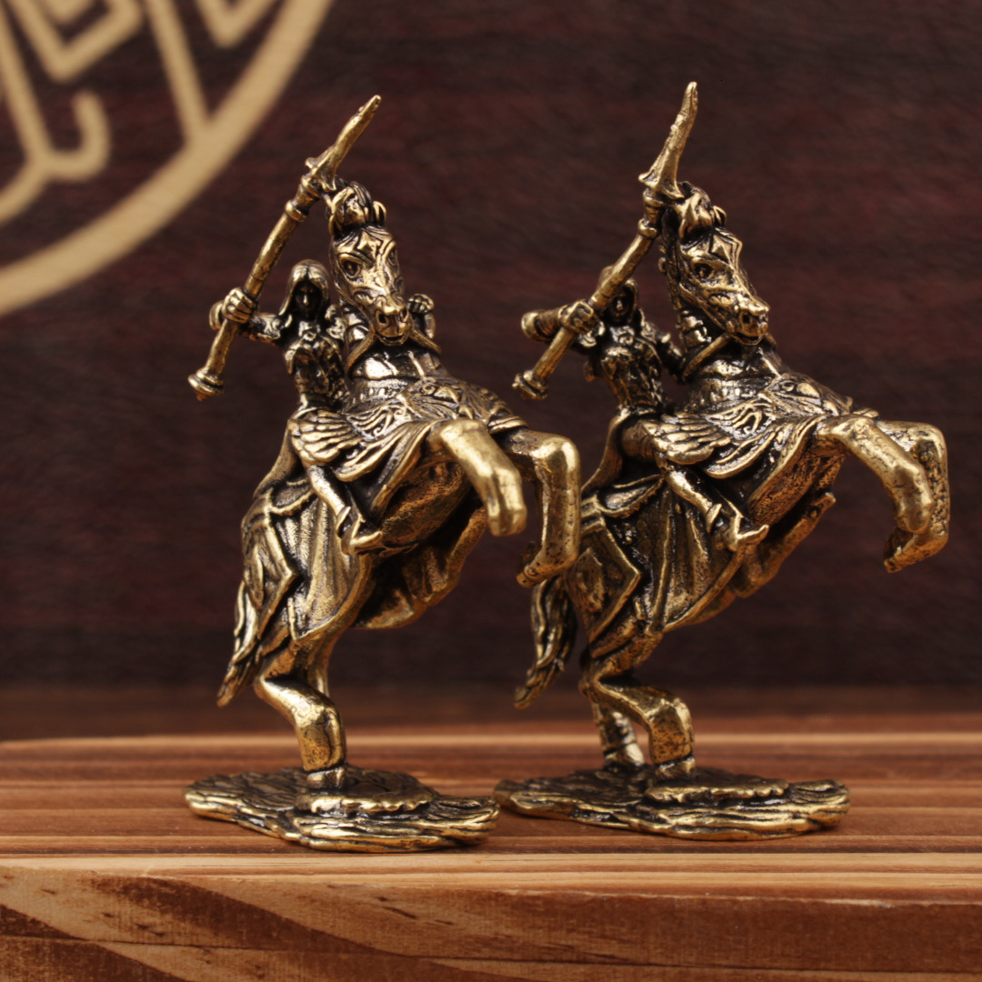 Ornament Brass Figurine European Female Knight Exquisite Craft Small Office Desktop Decor
