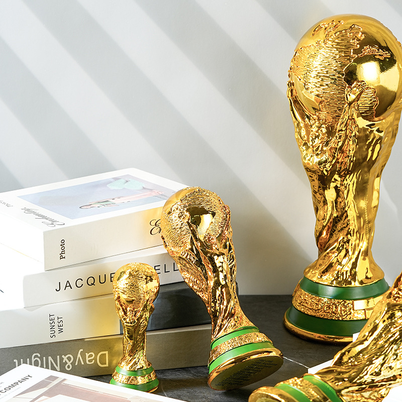1:1 WORLD CUP REPLICA TROPHY FULL SIZE Qatar Height 36cm Electroplating Hercules Cup Trophies Artworks Model Souvenirs Home Tabletop Decorations Suppl