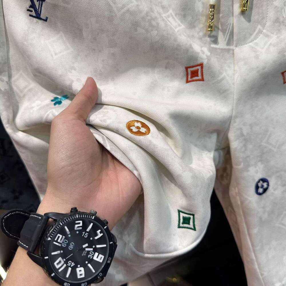 Luxury European-Style High-End Fashion Embroidered Casual Sports For Men, Trendy Brand, 2026 Summer New Beach Shorts Asia Size