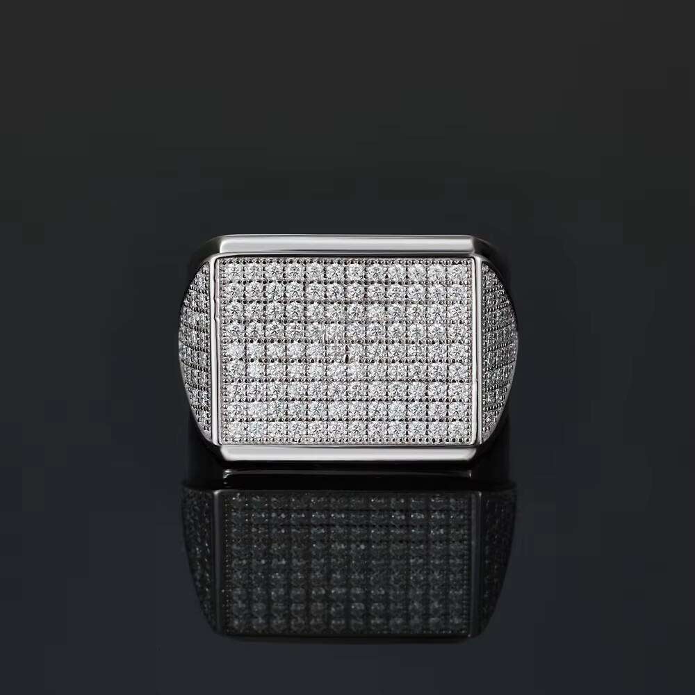 Best-selling electroplated silver ring with inlay, luxurious full-stone moissanite ring, fashionable