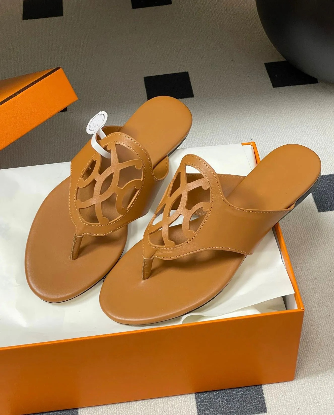 Summer Luxury Brand Women Mage Sandals Flats Calfskin Leather Miss Beach Slippers Comfort Slip On Flip Flop Diacount Lady Footwear EU35-43