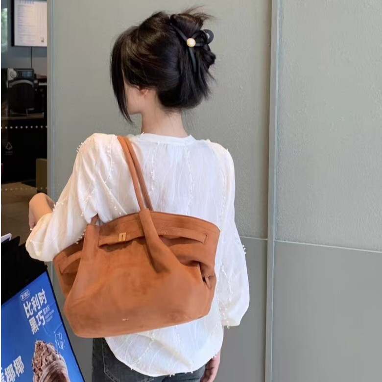 2026 New Arrival Suede Hobo Shoulder Bag, Women's Beige Faux Suede Handbag, Trendy Large Capacity Tote for Daily Commute