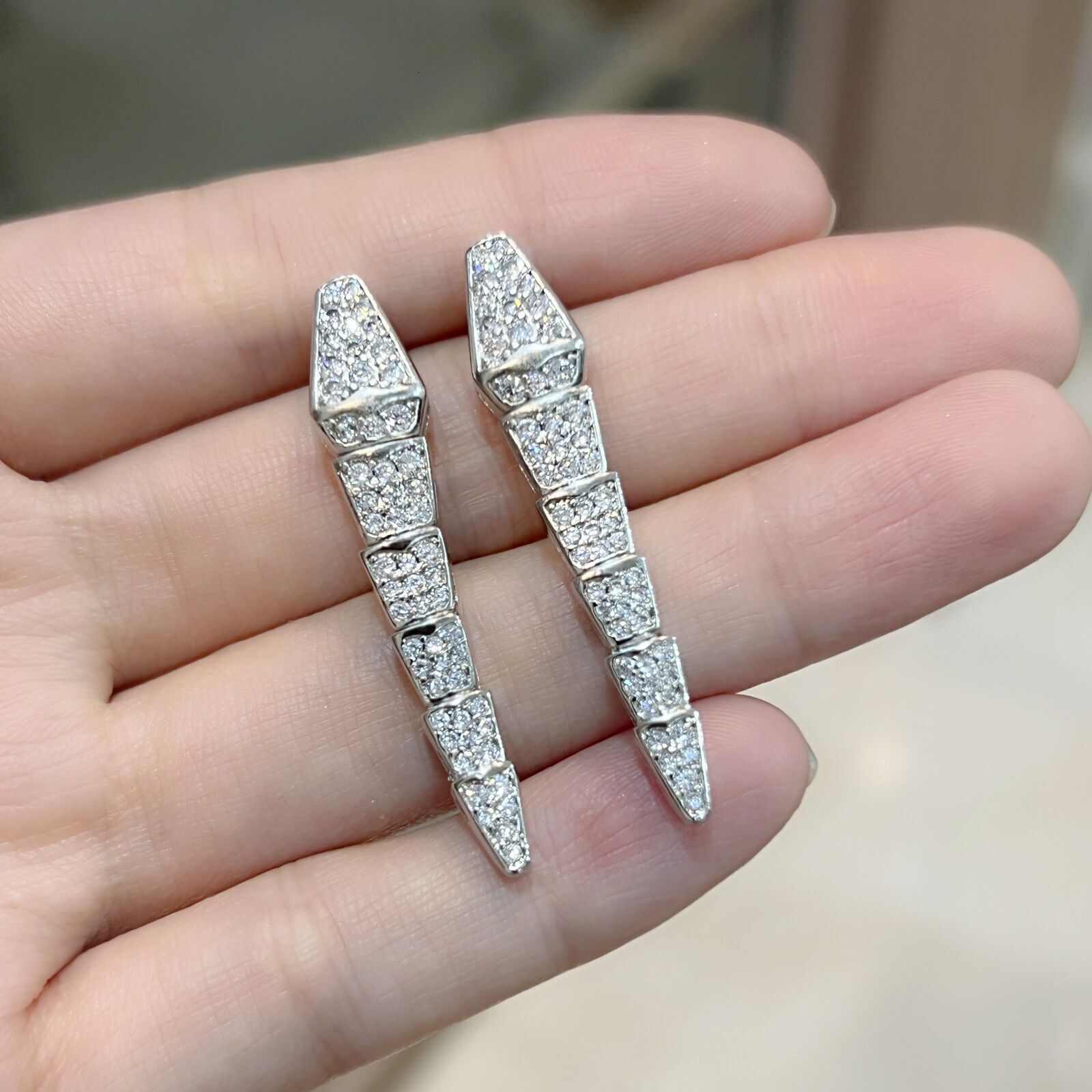 Earring For Women Designer Luxury 2026 Pair Fashionable Elegant Artistic Simple Metal Classic Lucky Clover Women's Earrings Daily Style