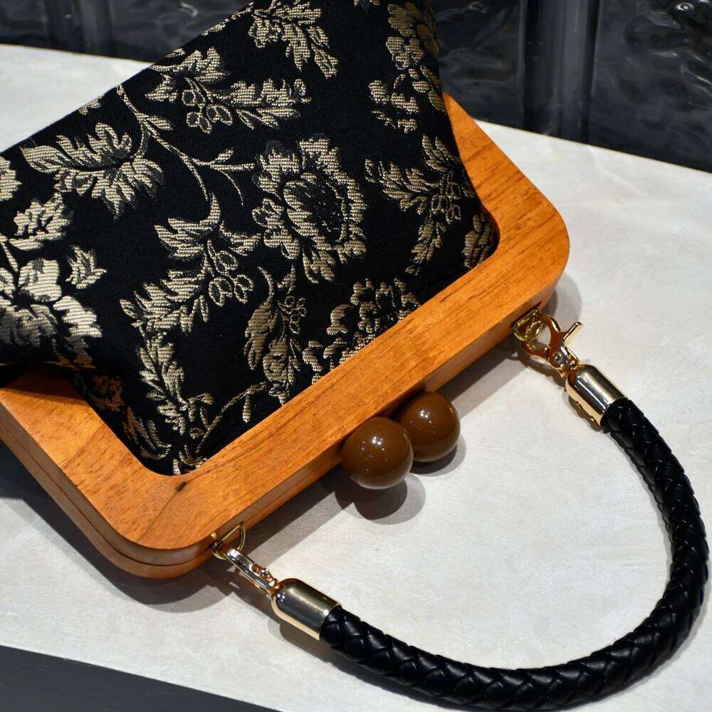 Classic Flowers Top Handle Women S Handbags Purses Chinese Style Bag Wood Hand Vintage Fashion Bags SENYY
