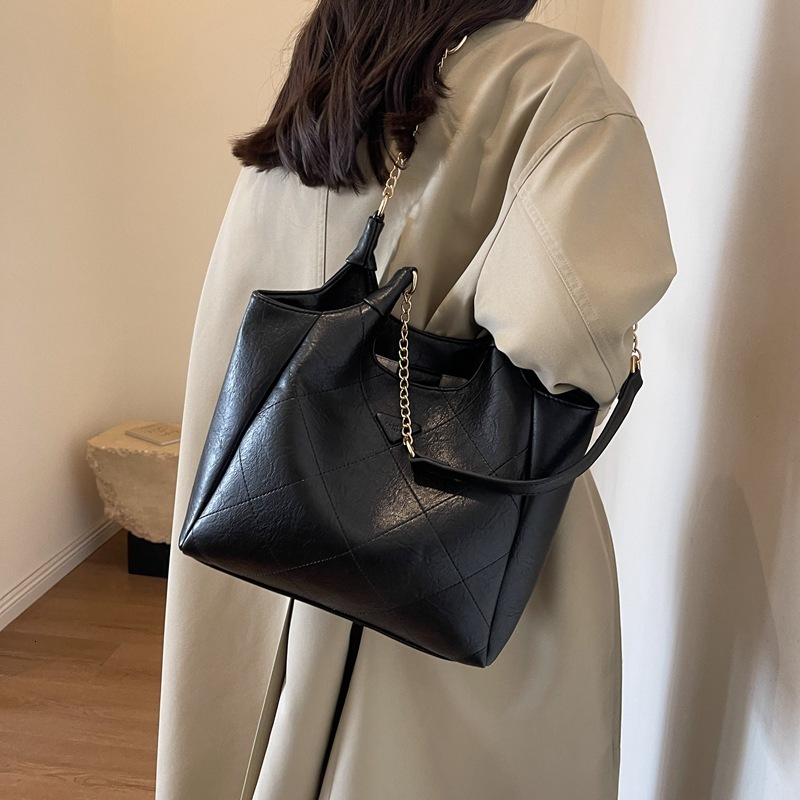 Large Quilted Leather Tote, Women's Brown Chain Shoulder Handbag, Trendy Daily Commute Bag for Work