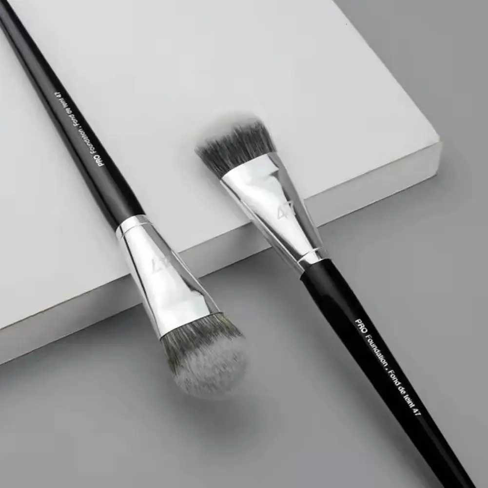 No47 bevel angle foundation brush professional slope liquid foundation BB cream Makeup brush 1/3/5/10PCS Z260408