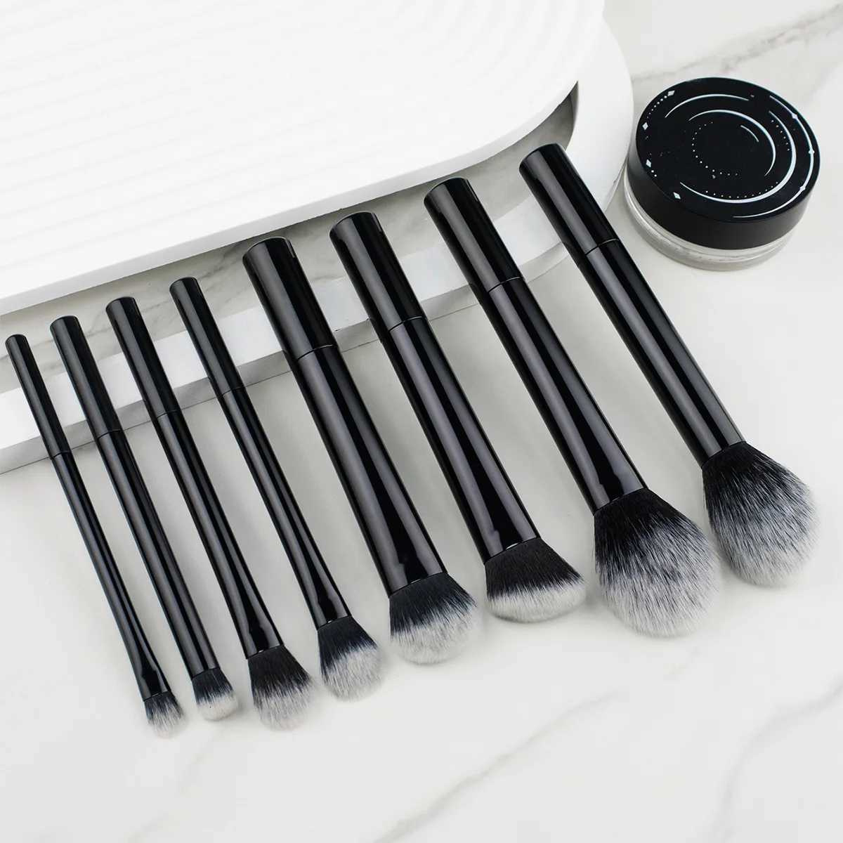 8pcs Makeup Brush Set - Silky-Soft Synthetic Bristles for Foundation Blush Eyeshadow Easy Clean Cosmetic Kits Z260408