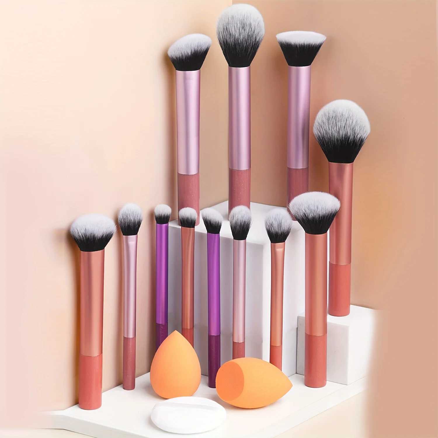 12-Piece Classic Full Makeup Brush Set with Angled and Teardrop Blenders 1 Powder Puff - Professional Application Tools Nylon Z260408