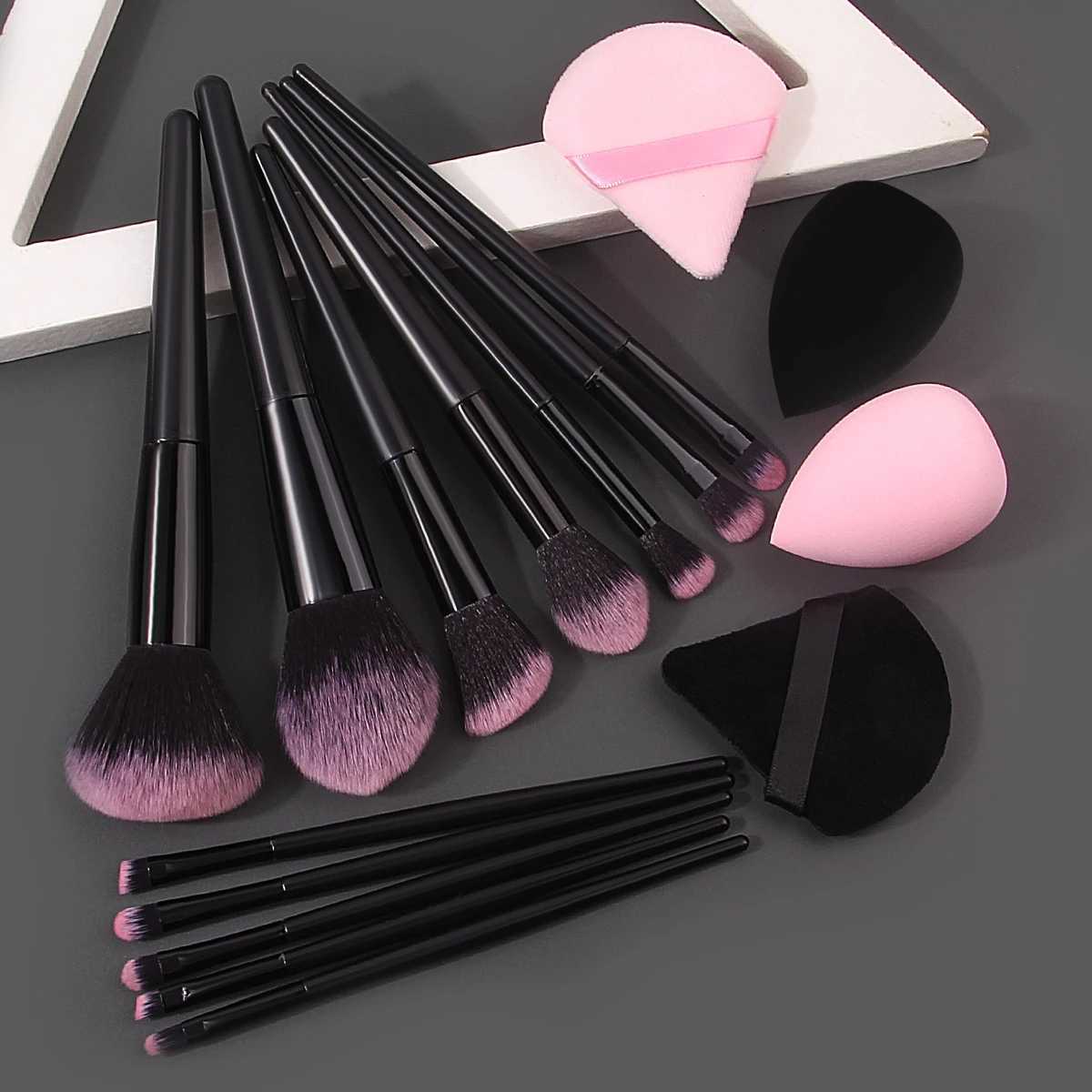 Hot-selling 12/16PC multi-purpose makeup brush set featuring ultra-soft makeup powder pads and sponge makeup eggs with all tools Z260408