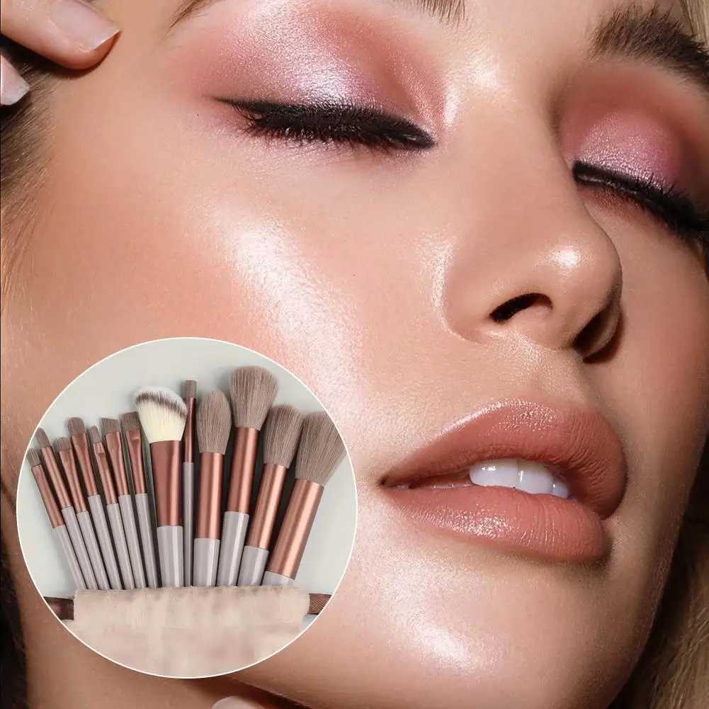 Professional Makeup Brush Set Soft Fluffy Foundation Powder Eyeshadow Blending Brushes Beauty Tool Kit for Women Z260408