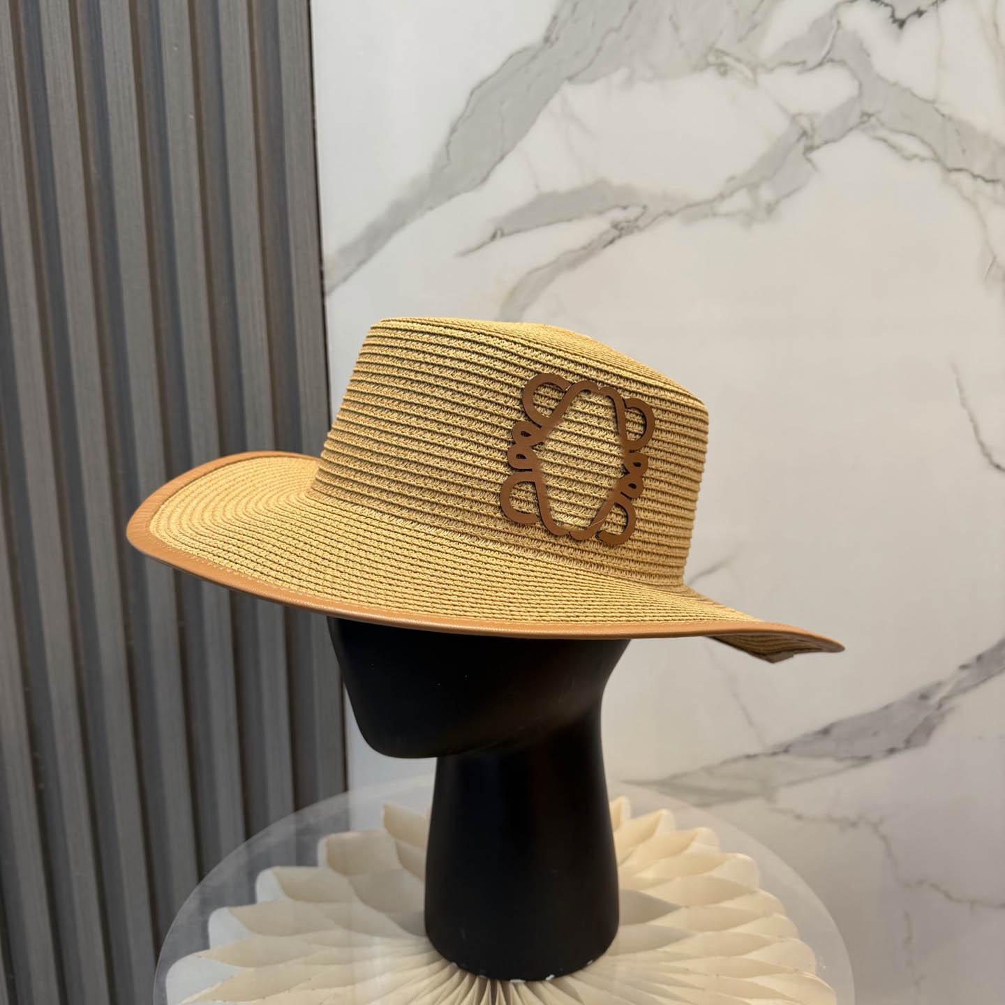 Beach Hat Designer Bucket Caps Raffia Hats for Women Summer Cowboy Caps Straw Visor Cap Trendy Sunshade Dome Brief Visors Flat Casquette Spring