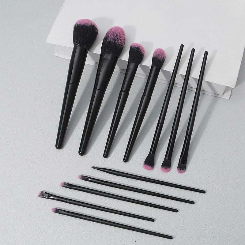 12Pcs Professional Makeup Brushes Set Complete Face Eye Makeup Tools Powder Blush Eyeshadow Brushes Kit for Women Beauty Tools Z260408