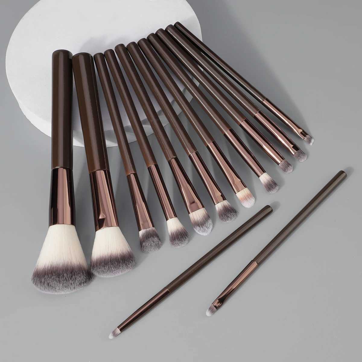 13PCS Makeup Brush Set Foundation Concealer Powder Eyeshadow Blush Brush Blending Cosmetic Beauty Tool for Face Z260408