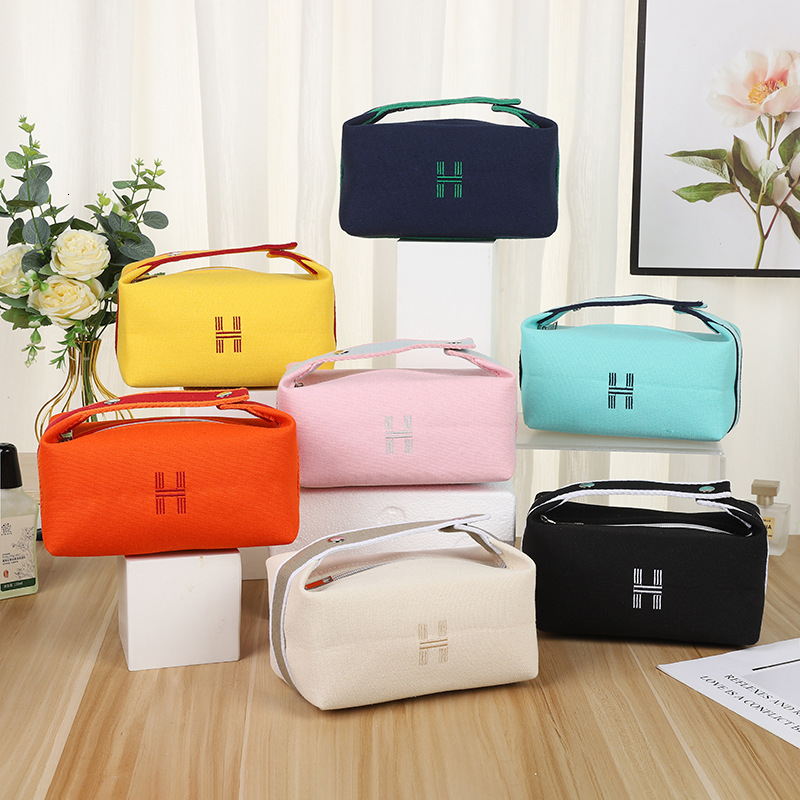 Toiletries and storage bag Canvas Tote Makeup High Appearance Wash Fashion Travel Storage Bag Large Capacity