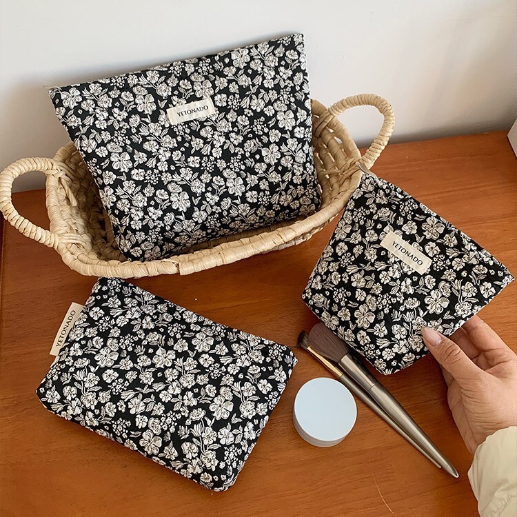 Storage Bag Ins Style Floral Large Capacity Portable Makeup Pencil Case Inner Pouch Travel High End Clutch Bag Flower Style Black Color