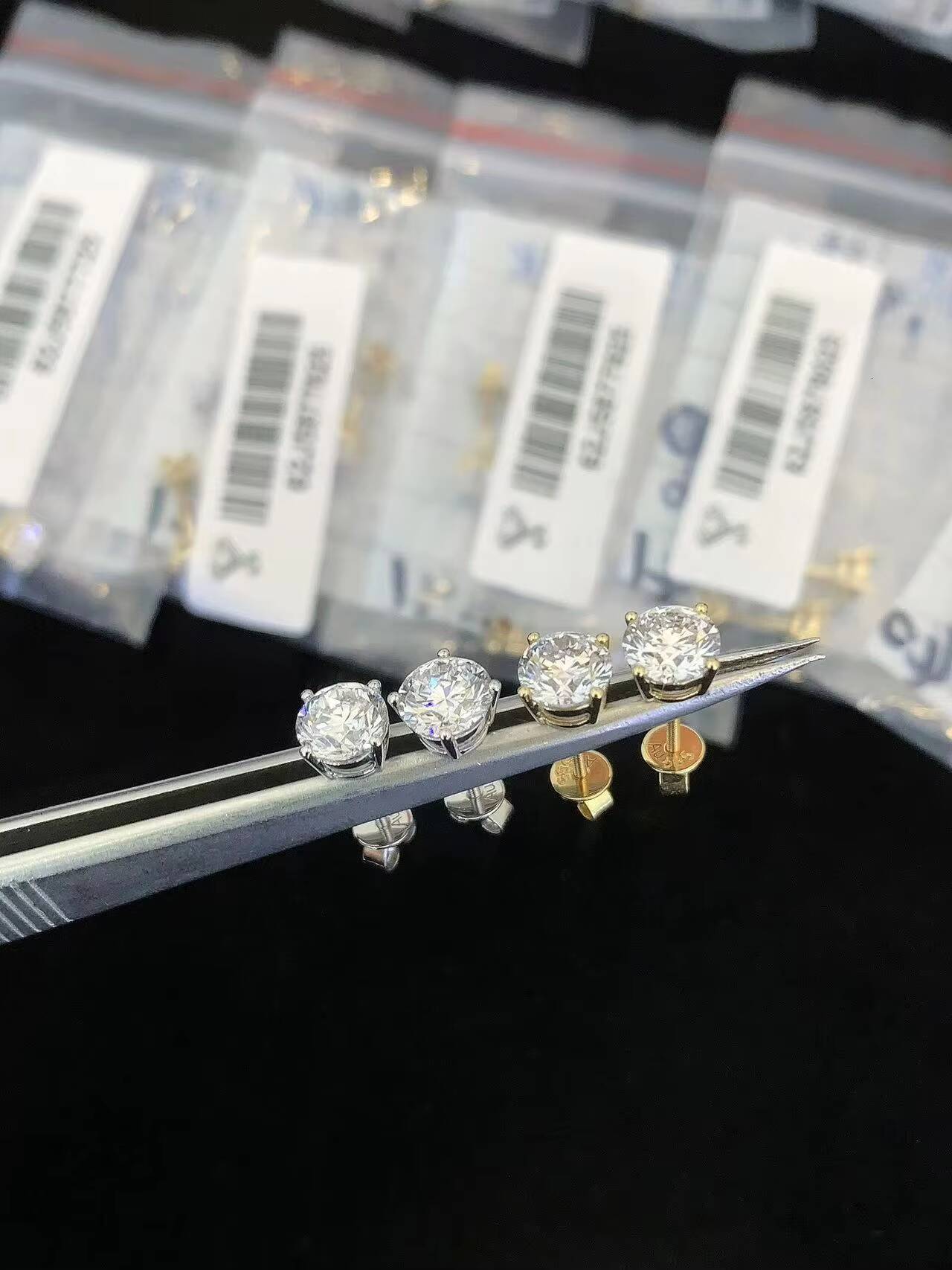 Classic 14k White Gold Brilliant Cut Lab-Created Diamond Stud Earrings Four-Prong Setting 65mm D Color IGI Certified Trendy