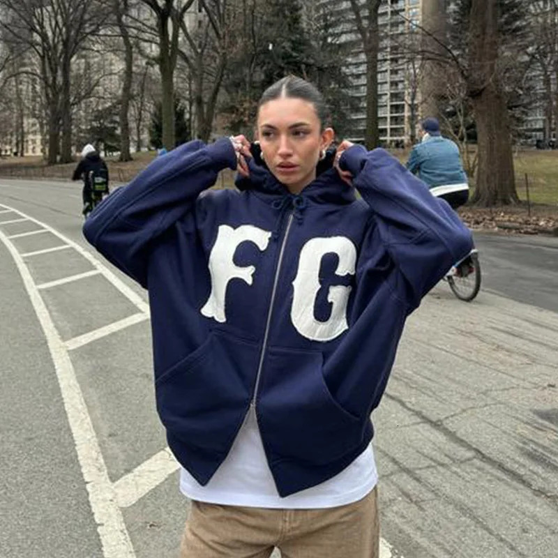 2026 Lazy Style FG Letter Hooded Zip Up Sweatshirt Loose Couple Coat Soft Warm Material Suitable Daily Casual Street Outfit top 260403