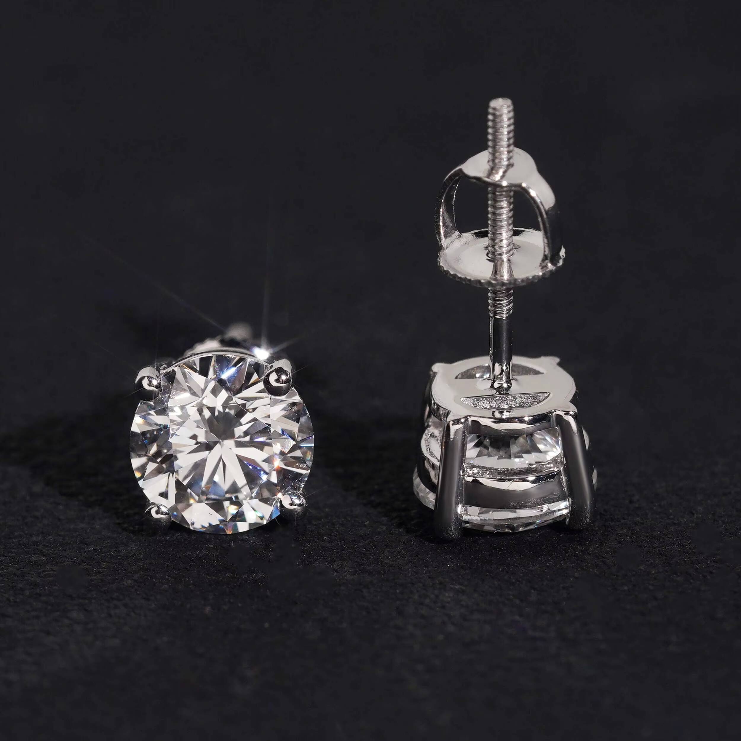 IGI Certificated 10K White Gold D Color VVS 1 CT Per Stone CVD Diamond Stud Earrings