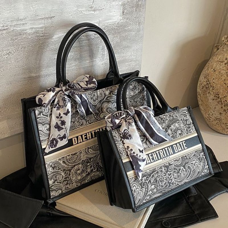 Large Pink Floral Tote Bag, Women's Elegant Shoulder Handbag with Scarf, Trendy 2026 Daily Commute Tote