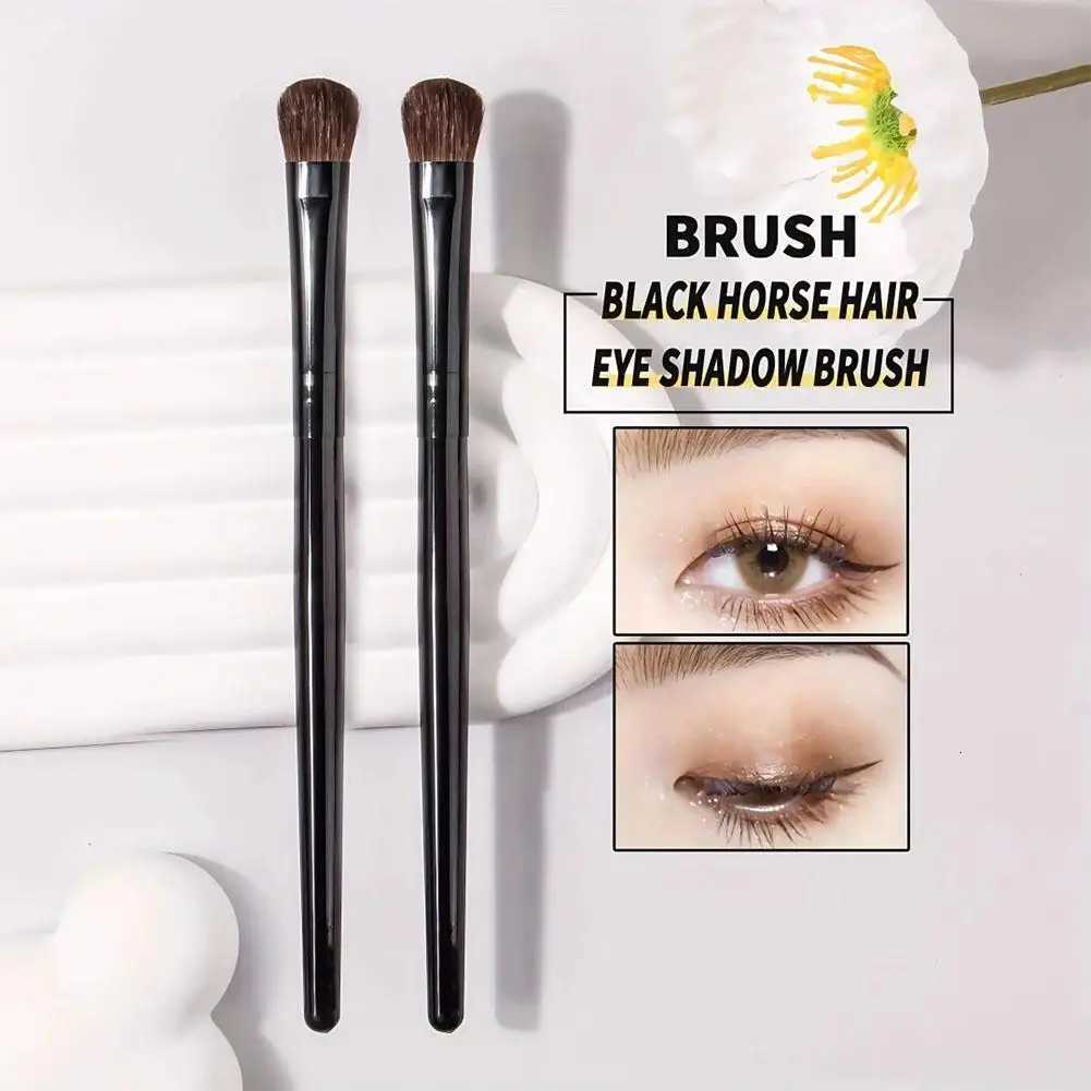 Professional Eyeshadow Brush Synthetic Bristles Precision Eyelid Crease Blending Tool Smooth Pigment Control Classic Z260408