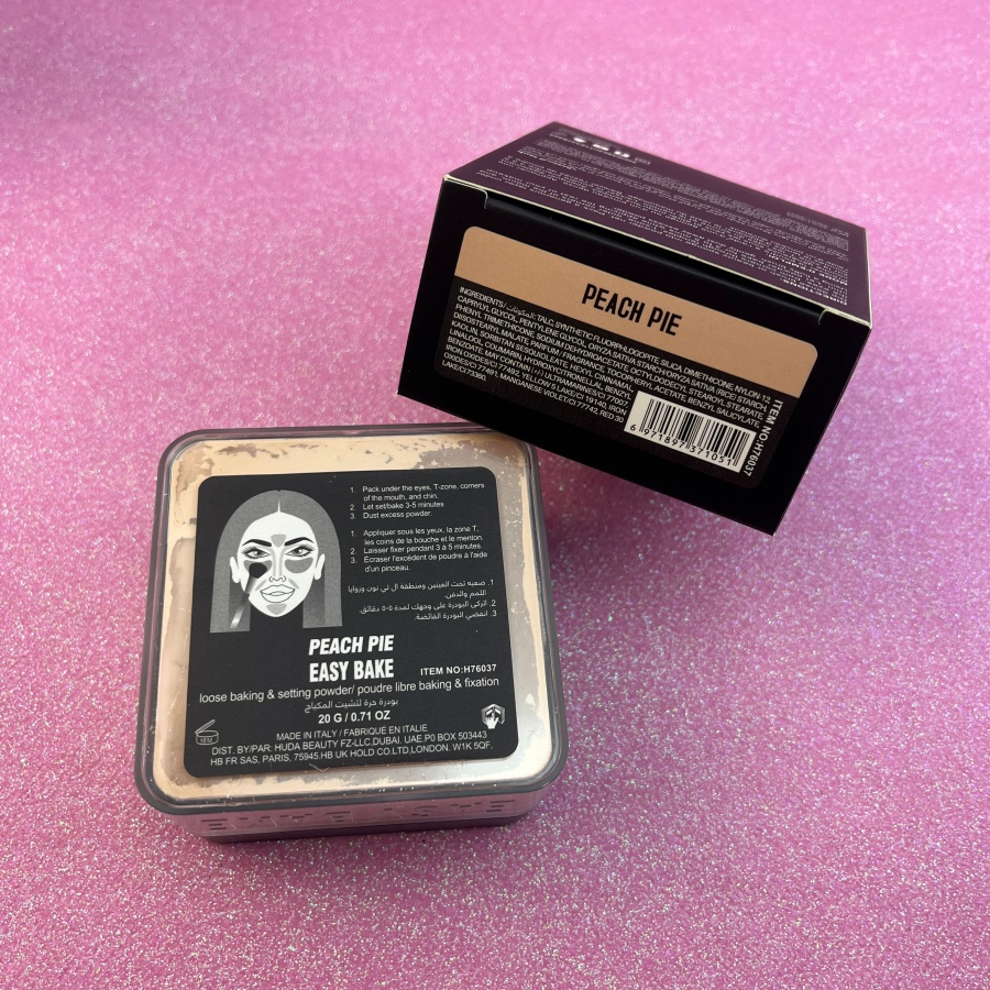 HUDA Beauty Easy Bake Loose Baking Powder PEACH PIE for Natural Airbrush Finish Oil Control & Crease-Proof Wear