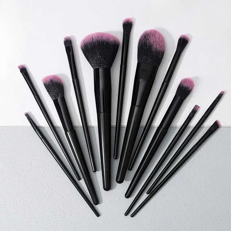 12Pcs Professional Makeup Brushes Set Complete Face Eye Makeup Tools Powder Blush Eyeshadow Brushes Kit for Women Beauty Tools Z260408
