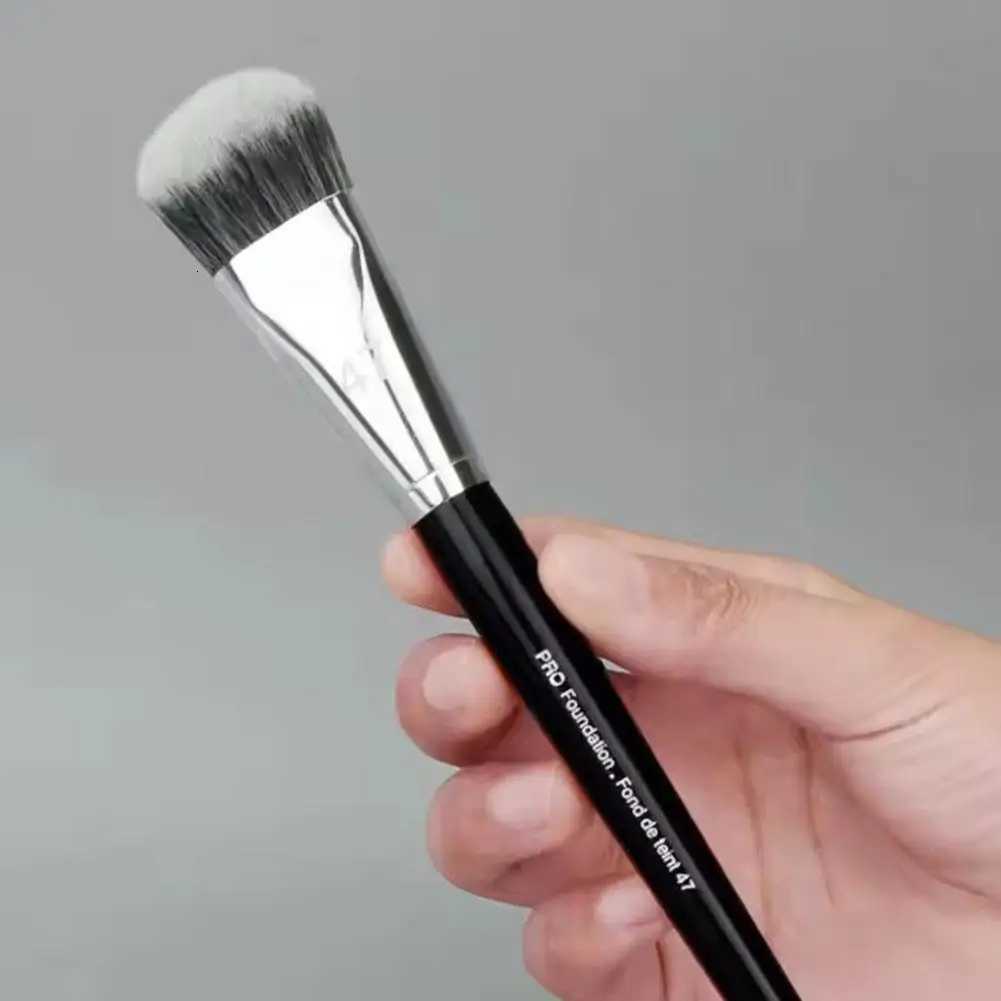 No47 bevel angle foundation brush professional slope liquid foundation BB cream Makeup brush 1/3/5/10PCS Z260408