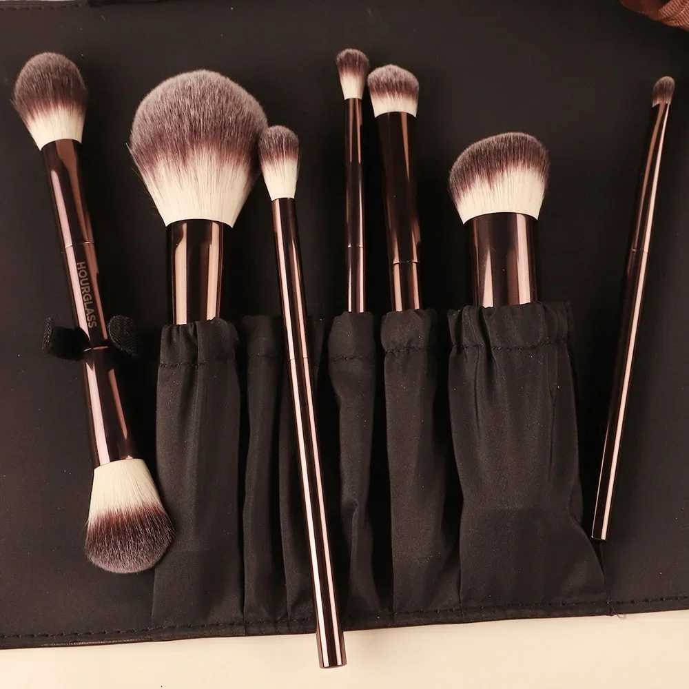 Hourglass Vegan Makeup Brush Set 7pcs High Quality Synthetic Hair Metal Handle Travel Cosmetic Brushes Kit with Pouch Box Z260408