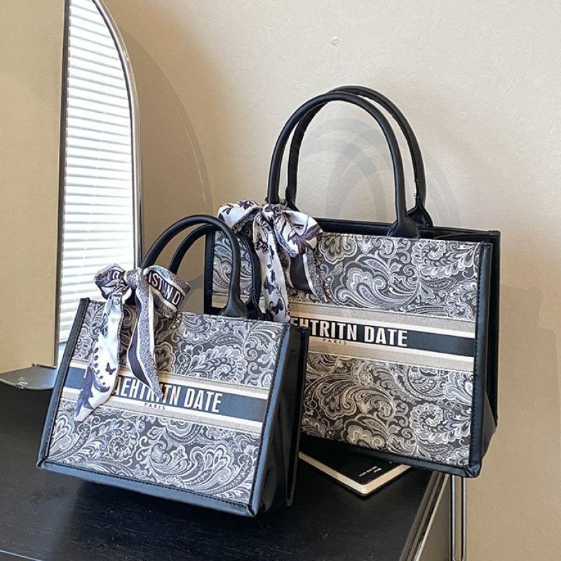 Large Pink Floral Tote Bag, Women's Elegant Shoulder Handbag with Scarf, Trendy 2026 Daily Commute Tote