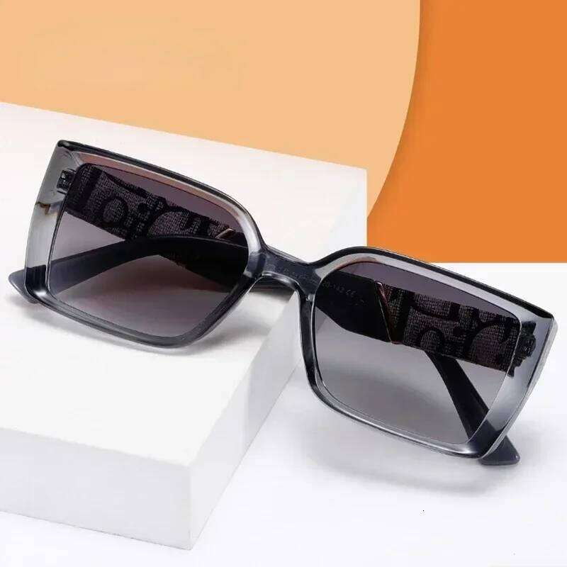 New Square Sunglasses Women Fashion Letter Outdoor Shades Eyewear Trendy Brand Uv400 Party Sun Glasses Gafas