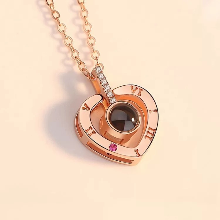 Designer Necklace - Fashionable Love Commemorative Necklace - Light Luxury - Roman Numeral Design - Valentine's Day Gift - Suitable For Giving To