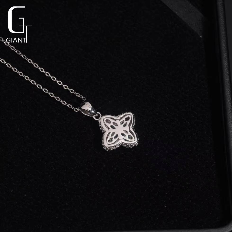 Blue Marquise Cut VVS Hip Hop Moissanite Four-leaf Clover Pendant Men Accessories Customizable 925 Silver Necklace Pendant