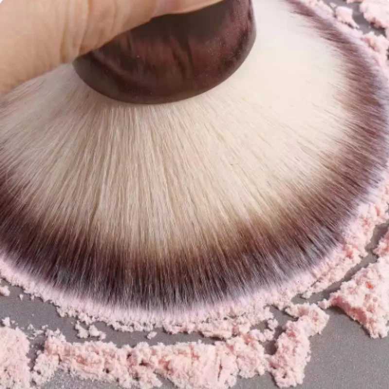 HOURGLASS Powder Brush For Loose Powder Foundation Blush Bronzer Synthetic Natural Hair Travel Makeup Brush Z260408