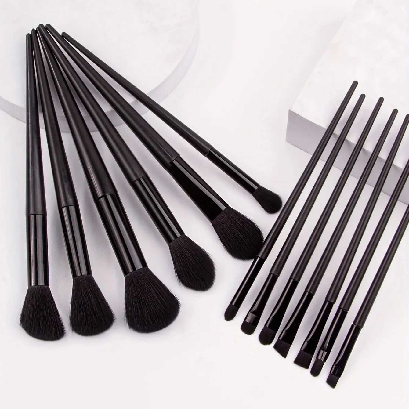 13-Piece Black Makeup Brush Set - Ultra Soft Vegan Full Face Brush Kit Complete Cosmetic Tools for Students Beginners Ideal Z260408