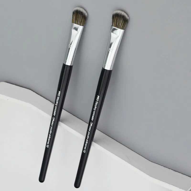 52 Facial Concealer Makeup Brushes Flat Head Nose Shadow Brush Quality Professional Beauty Makeup Tool Supplies Wholesale Z260408