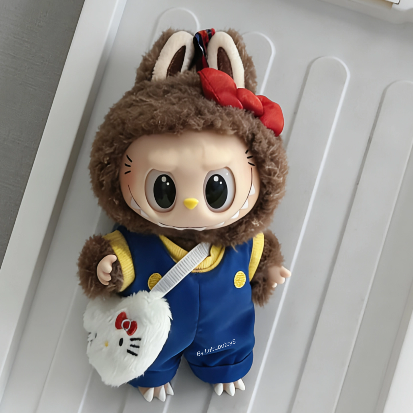 THE MONSTERS Labubu Secret Edition CLASSIC HELLO KITTY Hello Kitty and Friends Series Vinyl Plush Pendant Blind Box Cute Collectible Toy YIZHIXING