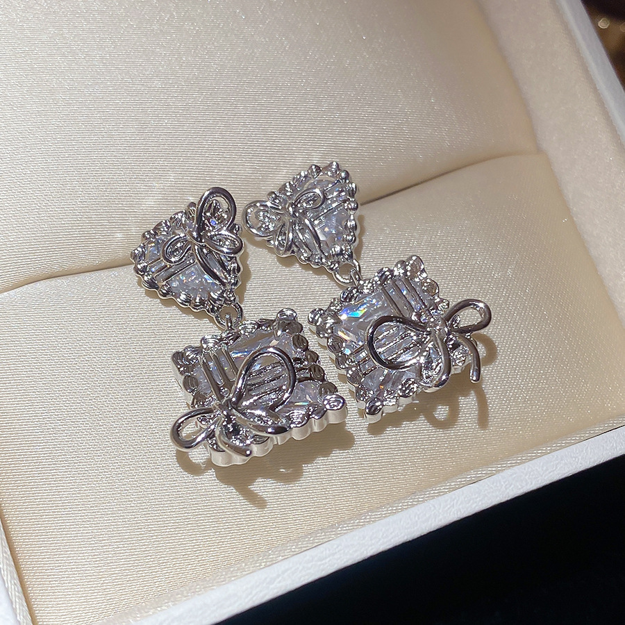 Silver needle zircon heart-shaped square bow earrings, simple stylish, versatile elegant, light luxury and high-end feel - view 6