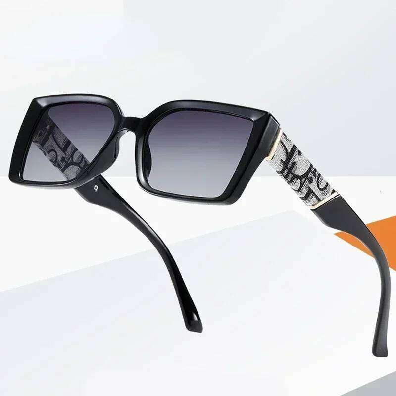 New Square Sunglasses Women Fashion Letter Outdoor Shades Eyewear Trendy Brand Uv400 Party Sun Glasses Gafas