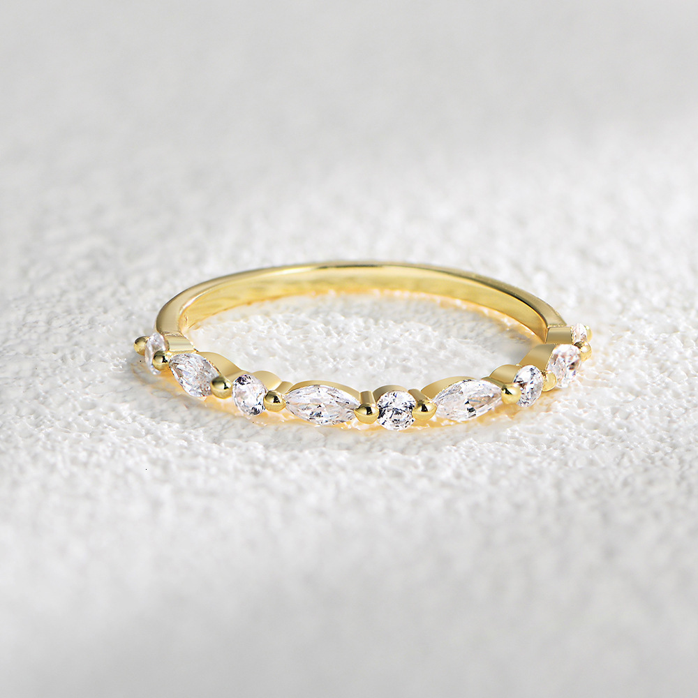 s925 sterling silver micro-inlaid marquise zircon ring, light luxury ins-style design, stackable ring jewelry