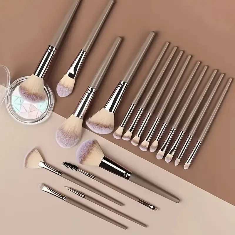 15-Piece Luxury Makeup Brush Set - Professional Foundation Eyeshadow Contour Blush Powder Brushes Vegan Cosmetic Kit for Z260408